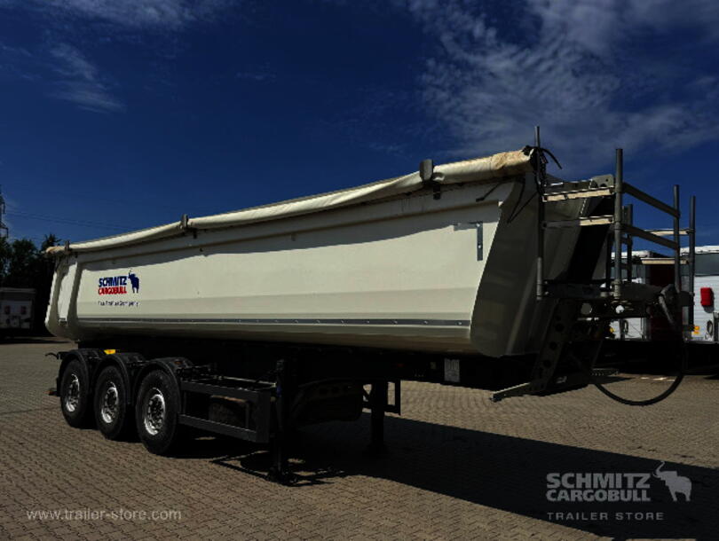 Schmitz Cargobull - steel half pipe body Tipper