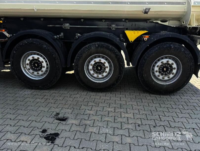 Schmitz Cargobull - steel half pipe body Tipper (7)