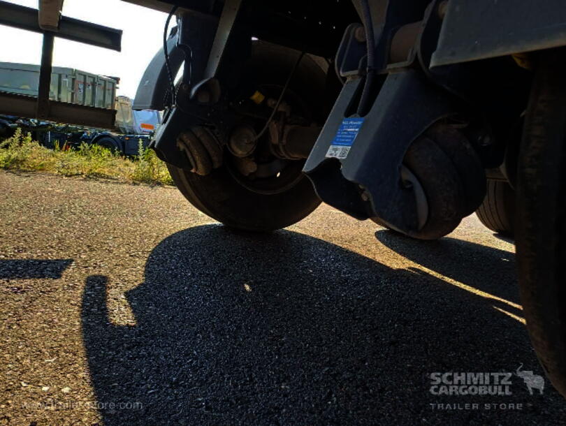 Schmitz Cargobull - steel half pipe body Tipper (9)