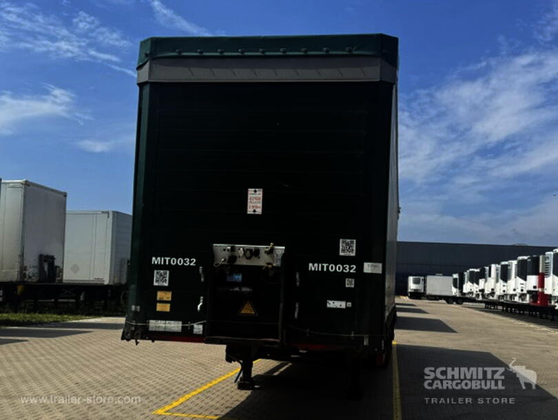 Schmitz Cargobull - Mega Curtainsider (4)