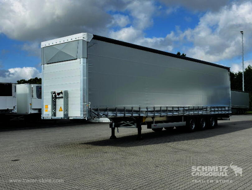 Schmitz Cargobull - Mega Curtainsider