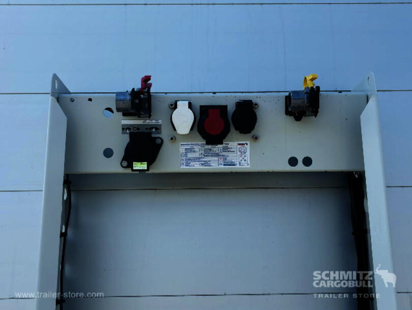 Schmitz Cargobull - Dryfreight box Box (15)