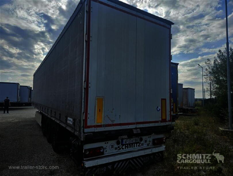 Schmitz Cargobull - standard Prelată culisantă (2)