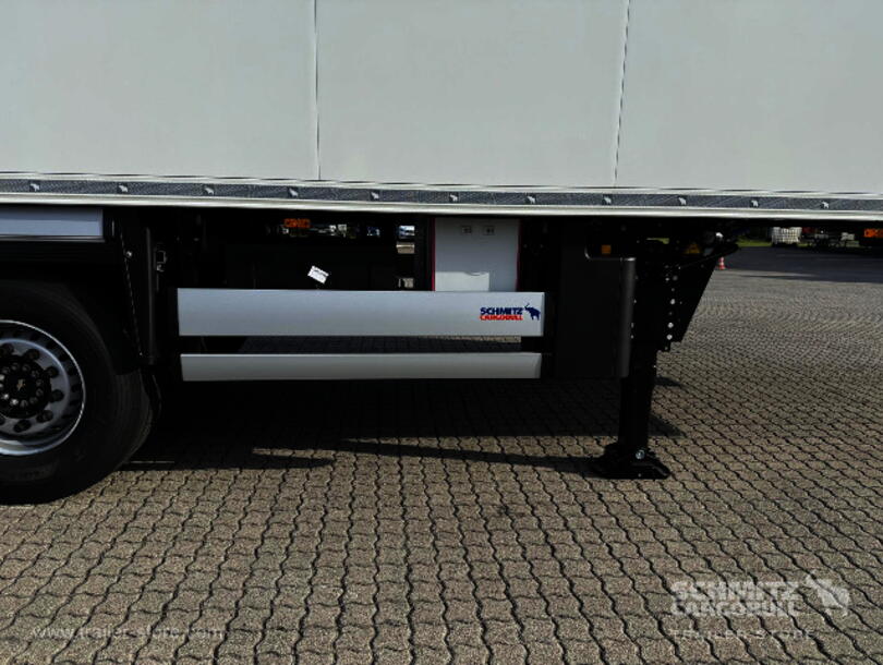 Schmitz Cargobull - Isolier-/Kühlkoffer Kühlkoffer (11)