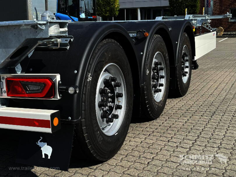 Schmitz Cargobull - Standard Container chassis (1)