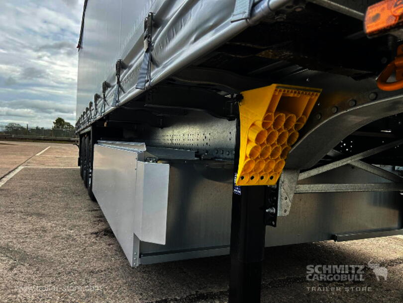 Schmitz Cargobull - Curtainsider (11)
