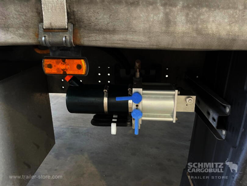 Schmitz Cargobull - Standard Curtainsider (8)