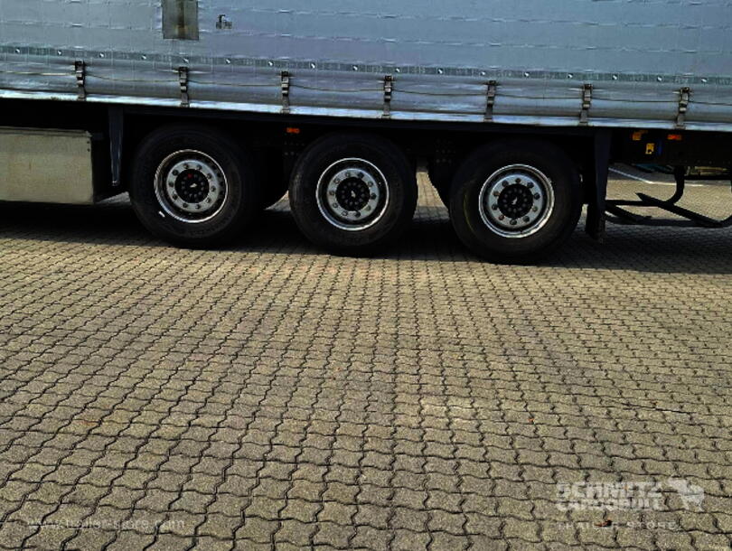 Schmitz Cargobull - Standard Curtainsider (9)