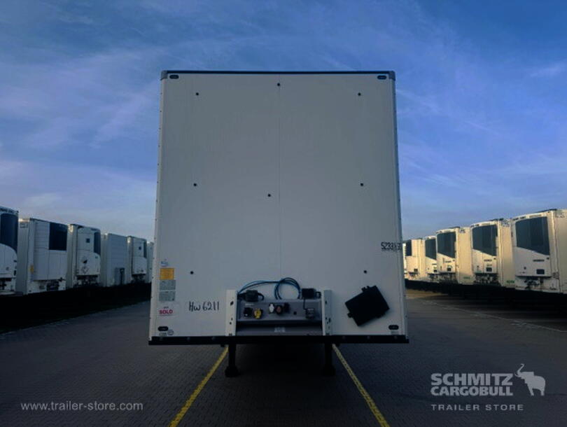 Schmitz Cargobull - Caixa de carga seca (5)