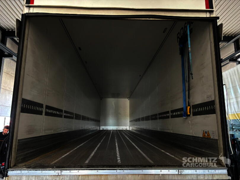 Schmitz Cargobull - Caixa de carga seca (7)