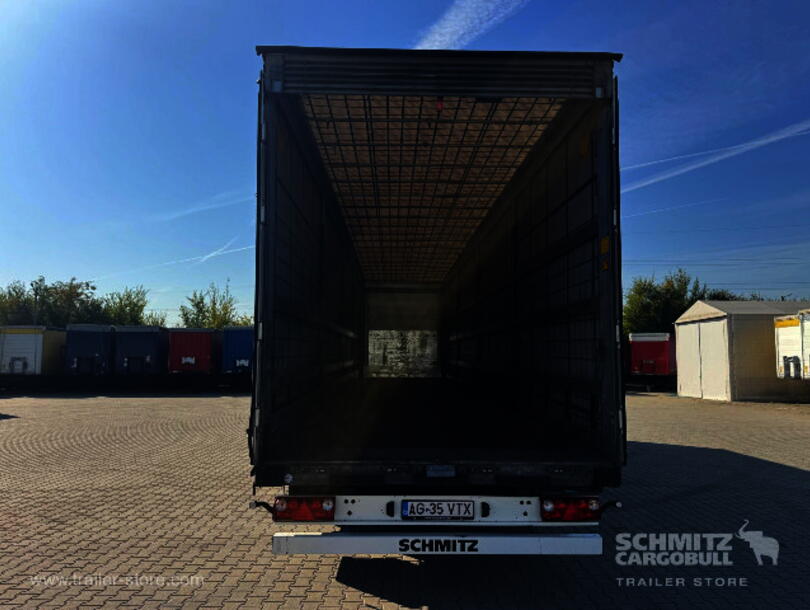 Schmitz Cargobull - Mega Curtainsider (4)