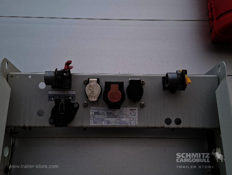 Schmitz Cargobull - Standard Curtainsider (11)