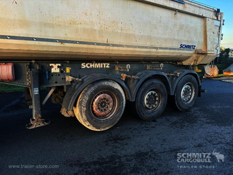 Schmitz Cargobull - steel half pipe body Tipper (5)