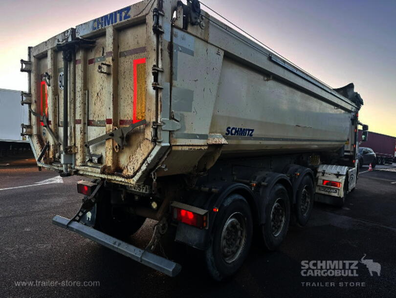 Schmitz Cargobull - steel half pipe body Tipper (7)