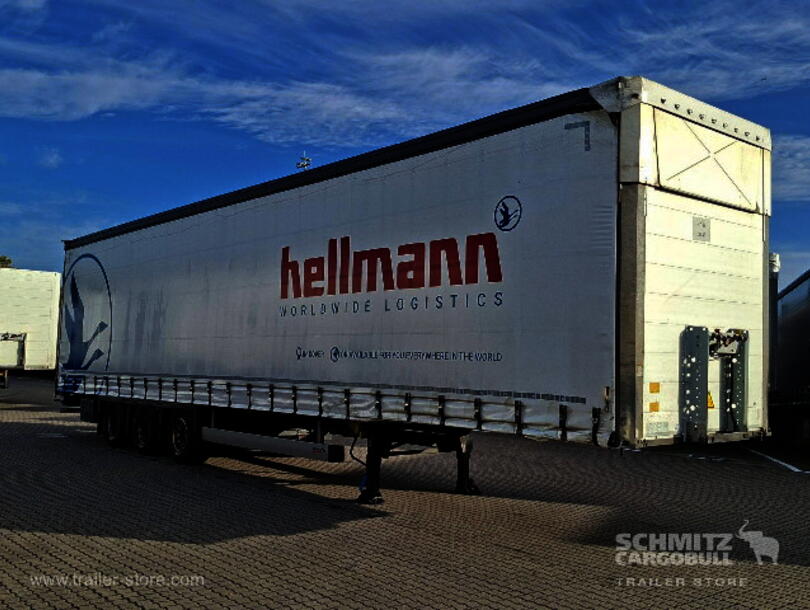 Schmitz Cargobull - Mega Curtainsider