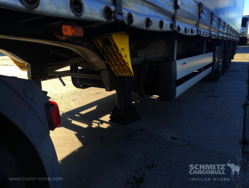 Schmitz Cargobull - Standard Curtainsider (9)