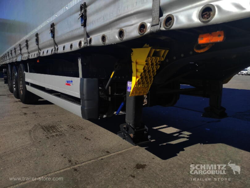 Schmitz Cargobull - Standard Curtainsider (5)