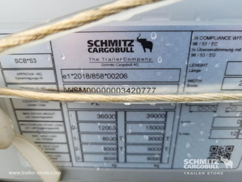 Schmitz Cargobull - Rideaux Coulissant porte-bobines (17)