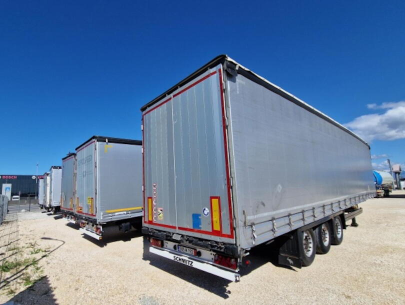 Schmitz Cargobull - Vehiculos de ocasión / vehículo usado Lona corredera (4)